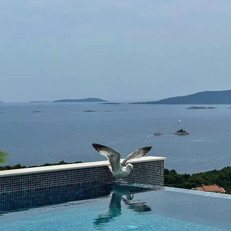 Villa Blue Horizon *